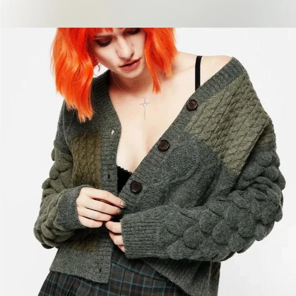 Brazen Spliced Green Scale Cardigan - Size Medium - Disturbia NWOT - Picture 4 of 5
